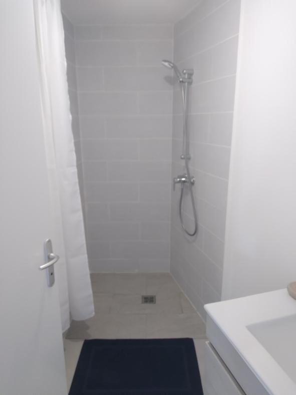 Le Yuka Apartment Saint-Francois  Exterior photo
